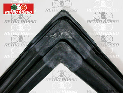 Joint lunette arrière Alfetta GTV (avec cadre chromé)