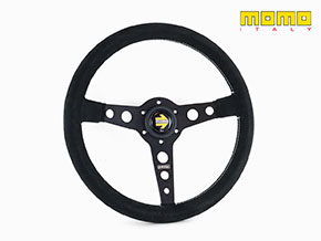 Volant MOMO 