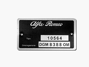 Plaquette Alfa Romeo 105.64 Montreal